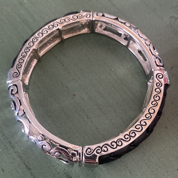 Premier design black and silver bracelet. - Picture 4 of 4